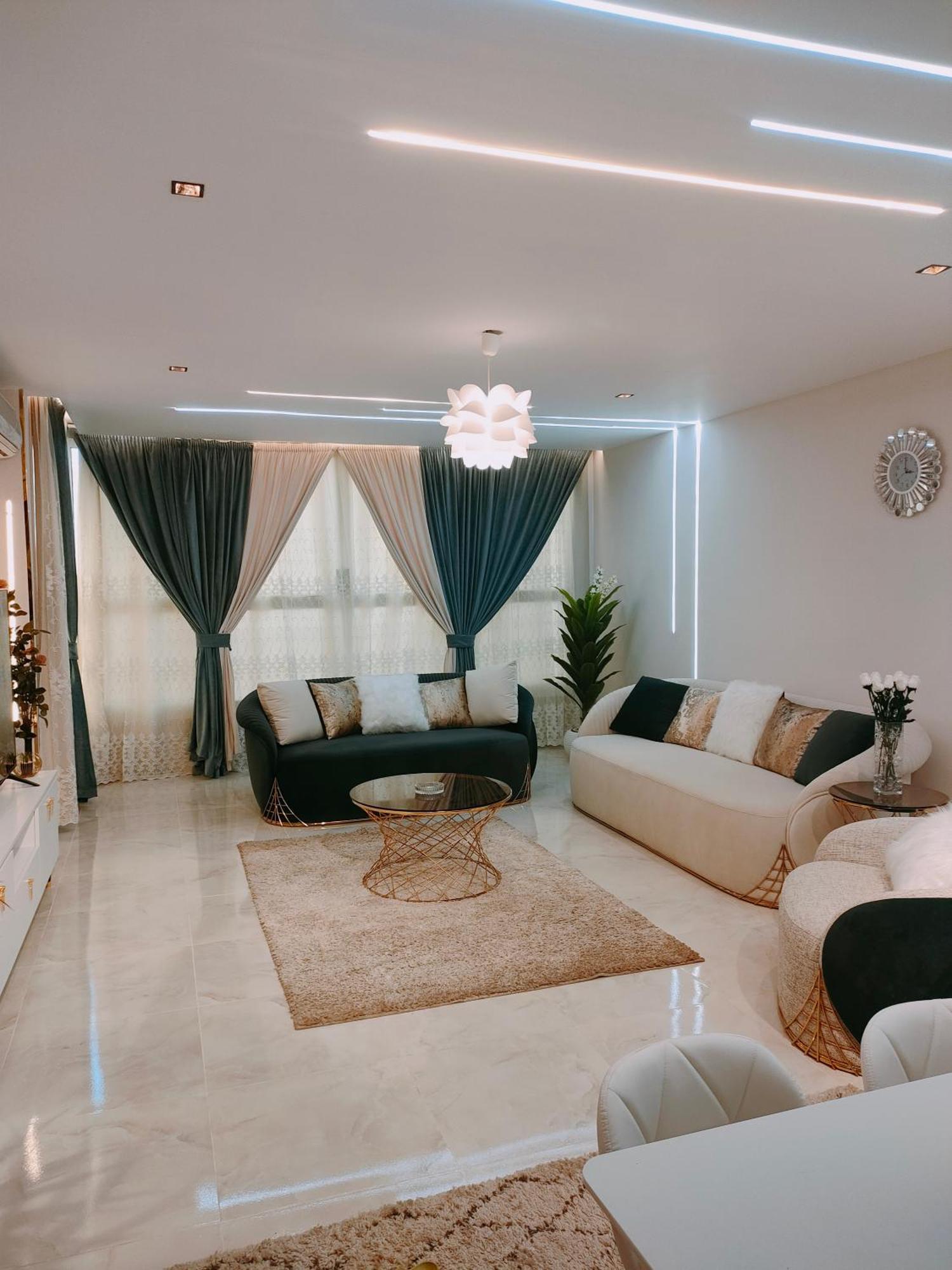 شقه فندقيه فاخره Apartment *